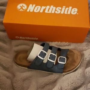 NIB Northside footed sandal size 6